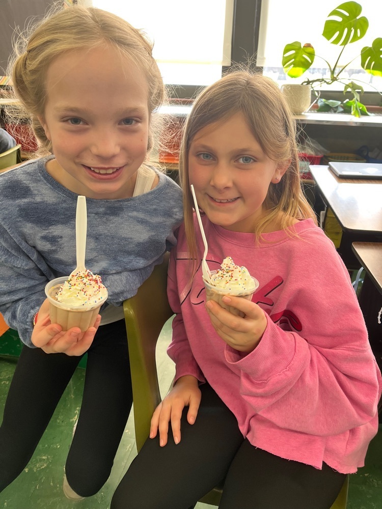 Khloe and Maddie enjoying ice cream sundaes at our Marble Party! the class earned the party through positive behavior  as an entire class! We celebrated with ice cream and board games. 